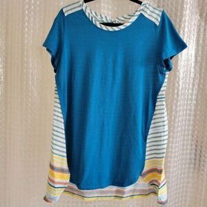 Soft‎ Surroundings Top Medium Turquoise Blue Embroidered Back Short Sleeve Knit